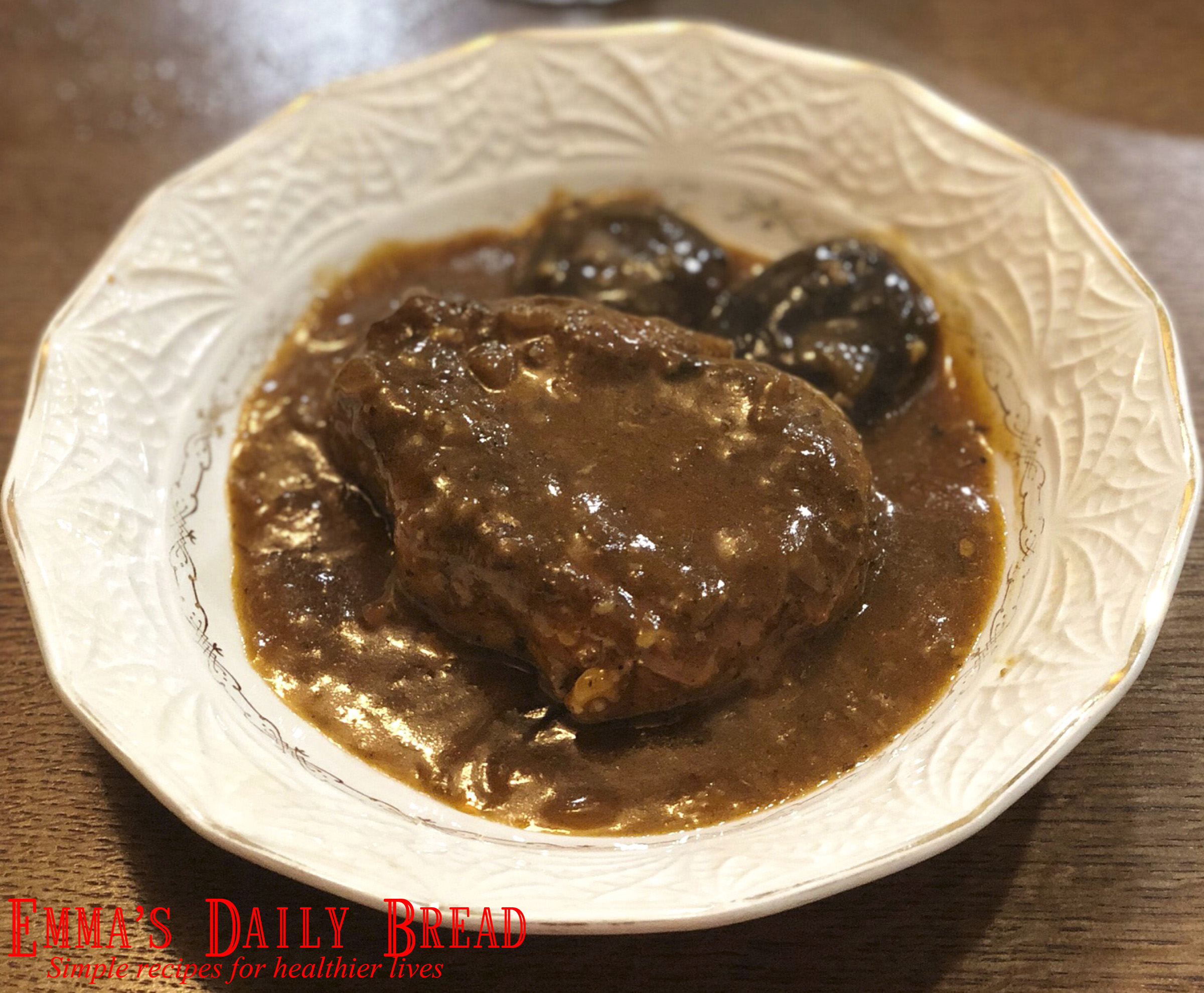 Spicy Pork Chops with Gravy